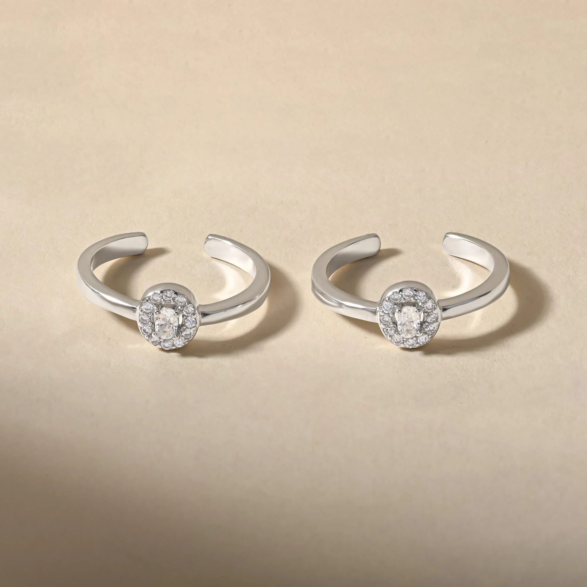 Centered Stone Toe Ring