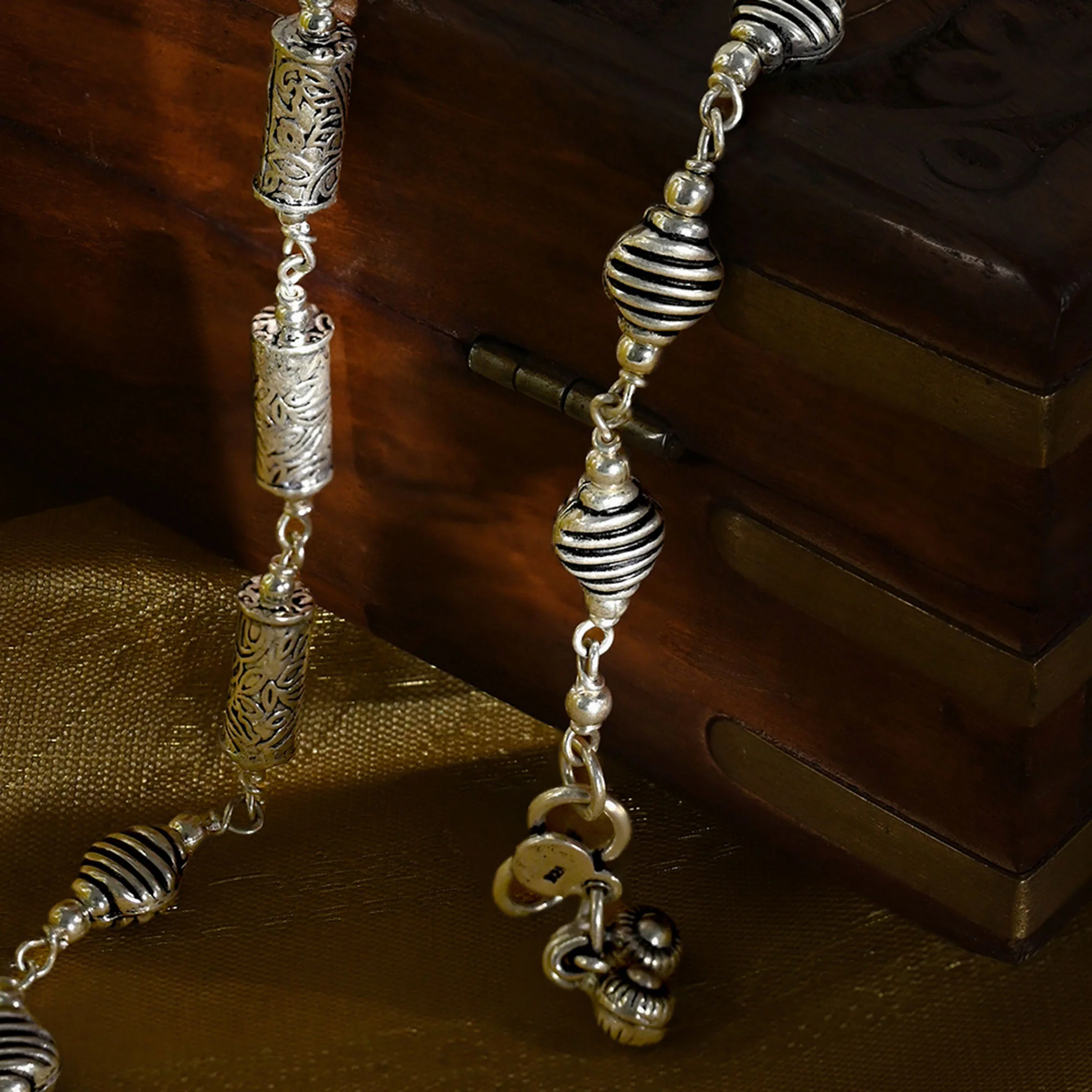 Cylindrical Motifs Silver Anklets - Image 4