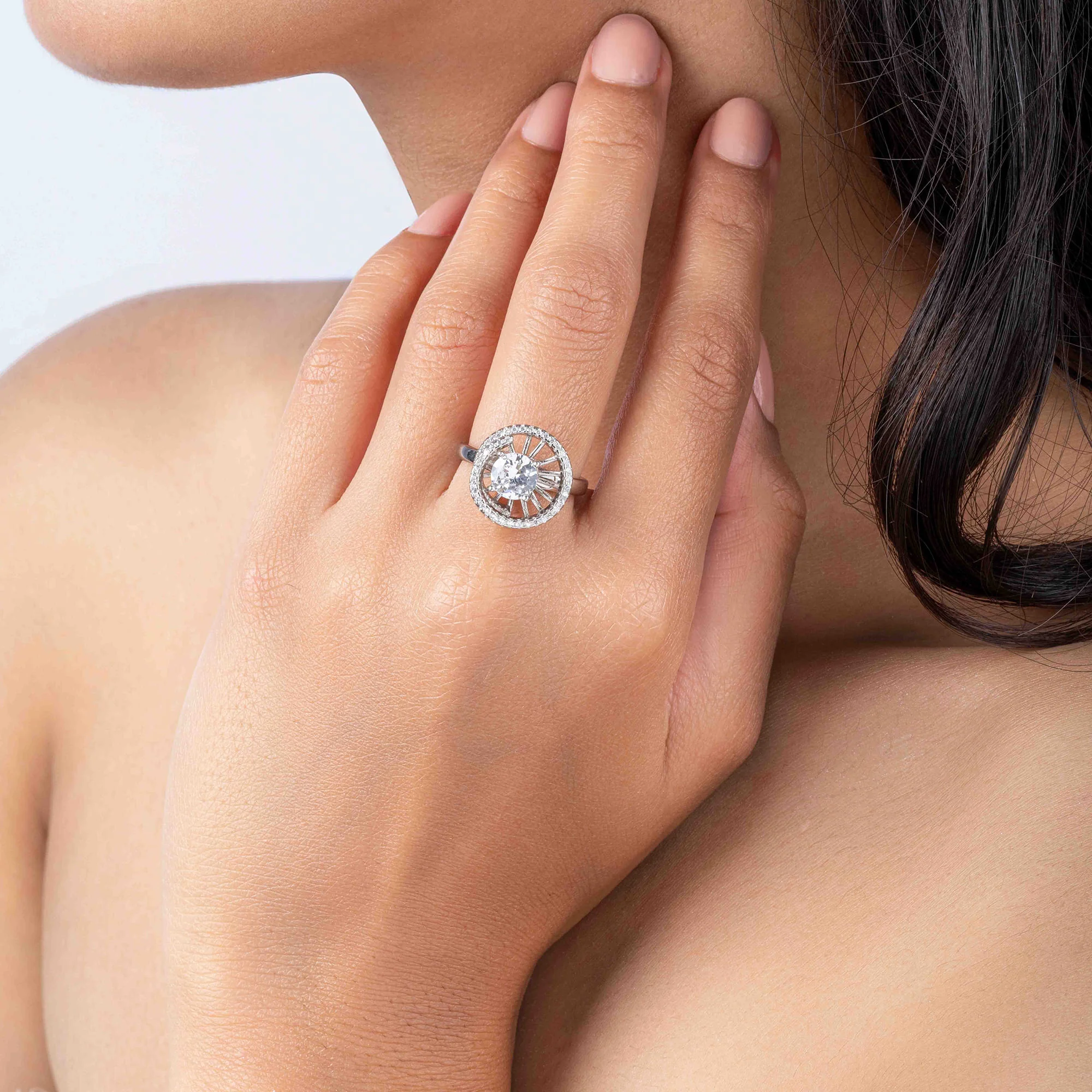 Elegant Glow Silver Ring - Image 5