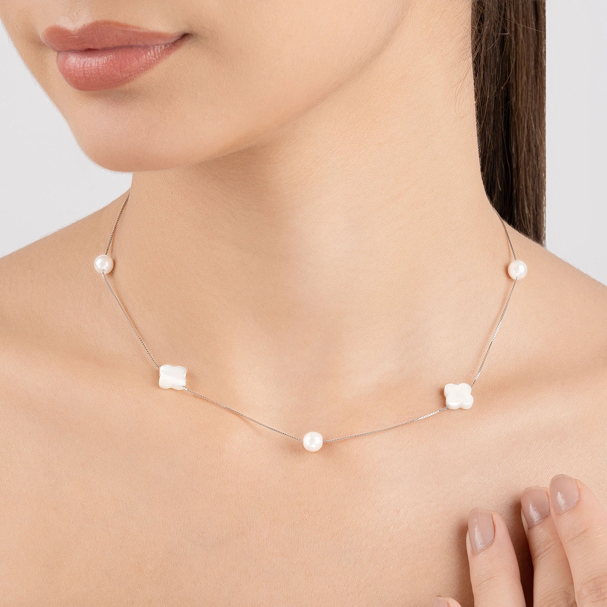 Flowers & Pearls Necklace - Image 9