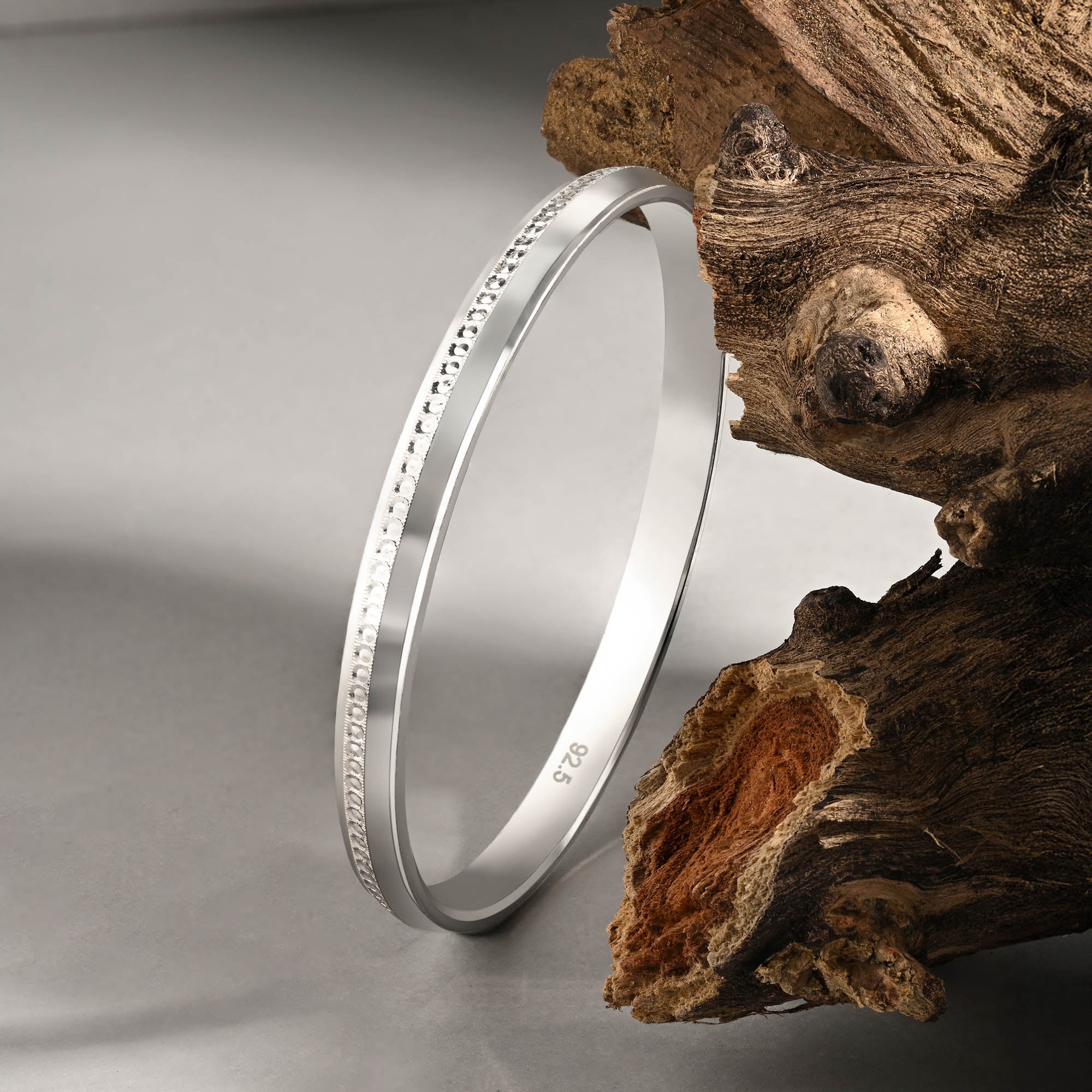 Silver Dotline Engraved Kada