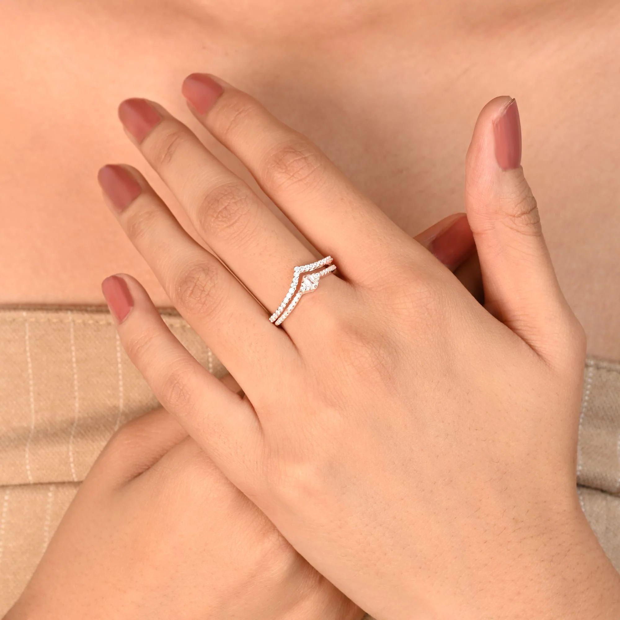 V-Shape Rectangular CZ Silver Ring - Image 10